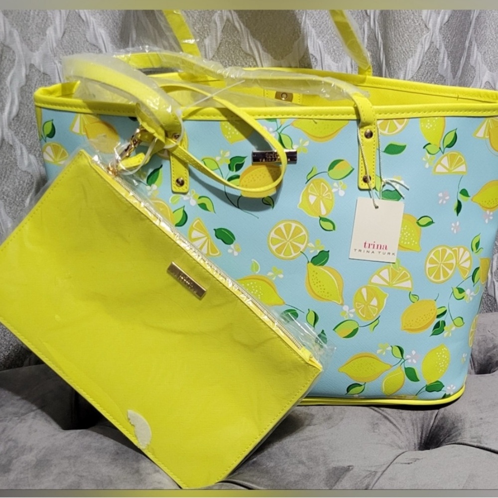 🆕3 piece Trina Turk Blue and Yellow Lemon Print Tote With Pouch & Wallet Trio